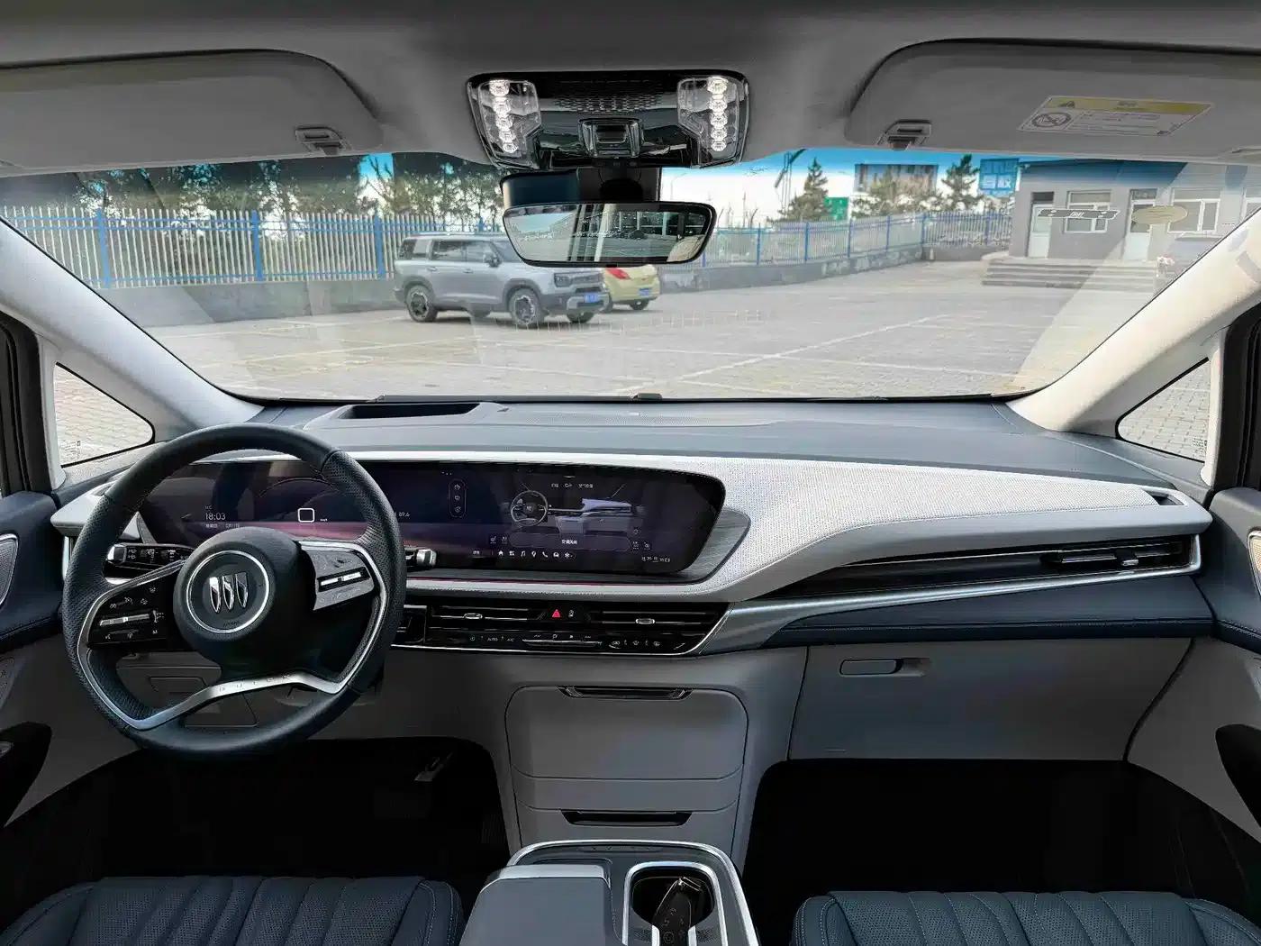 Century 2023 2.0T Four-Seat Private Edition — миниатюра 16
