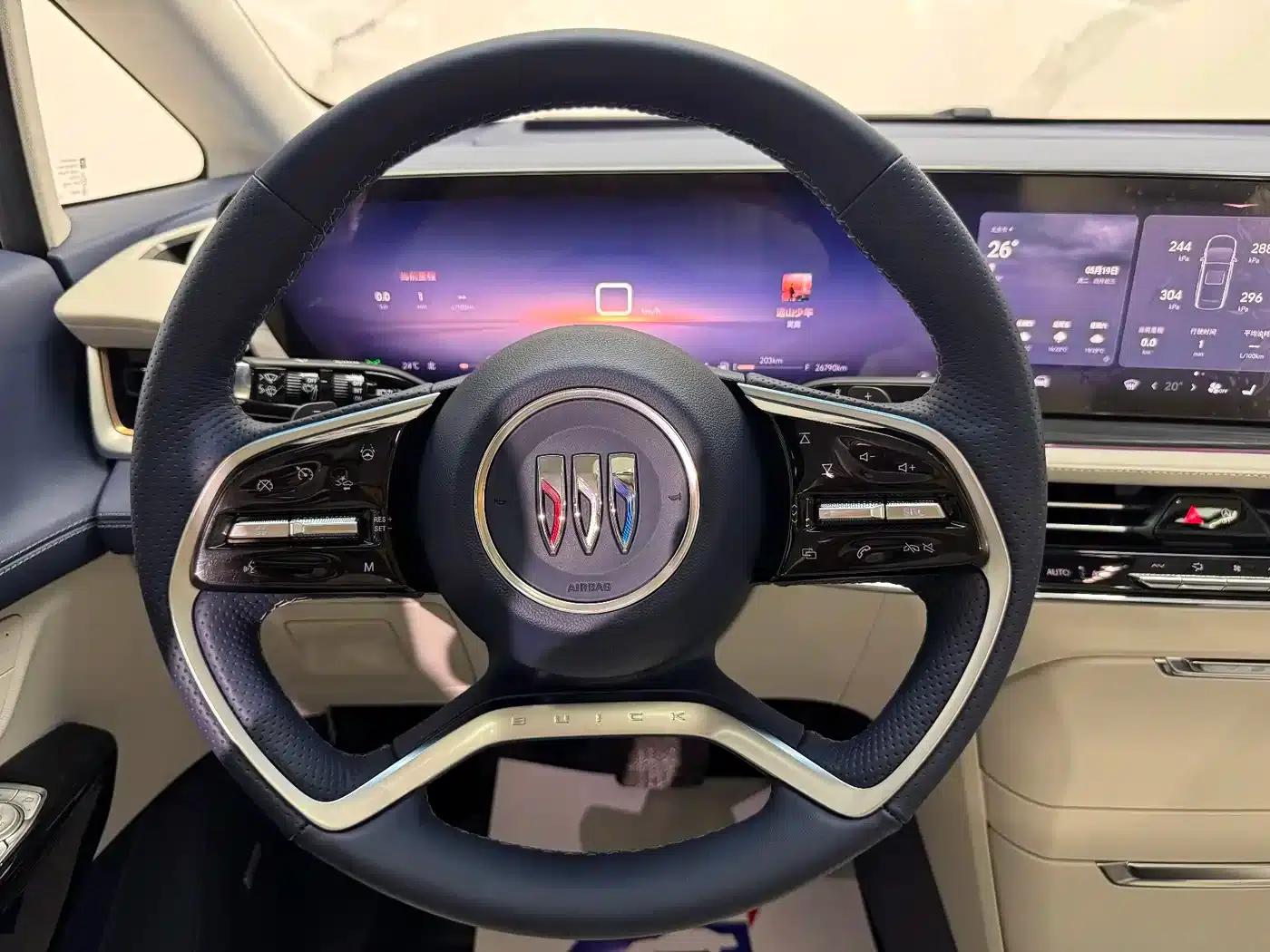 Century 2023 2.0T Six-Seat Luxury Edition — миниатюра 11