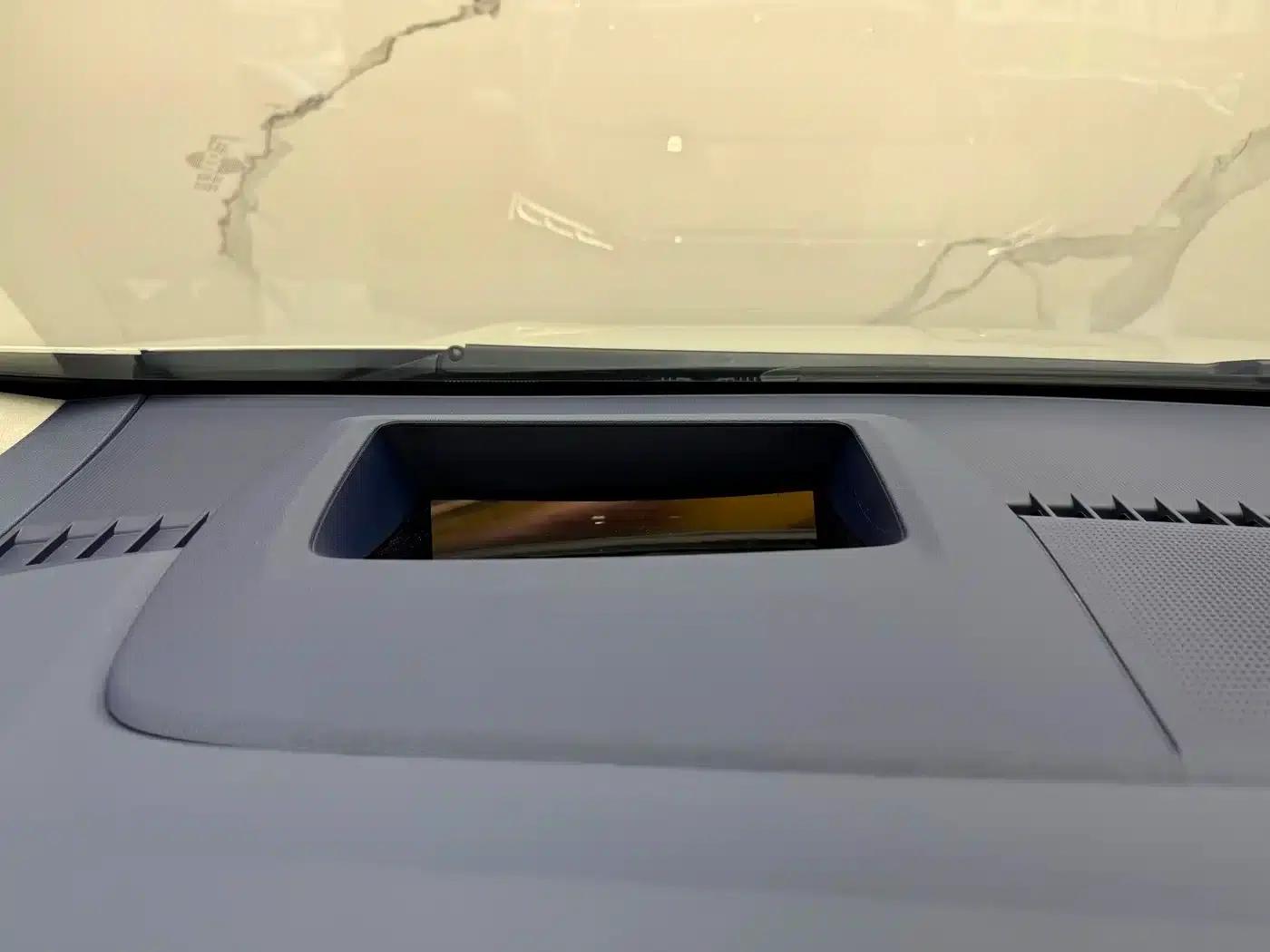 Century 2023 2.0T Six-Seat Luxury Edition — миниатюра 13