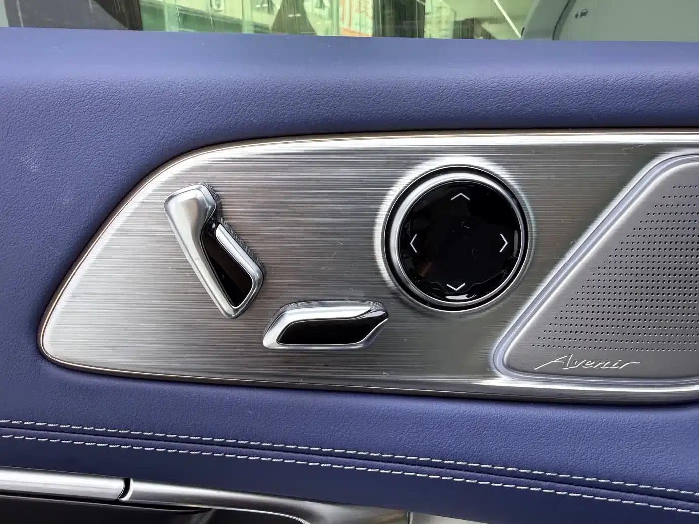 Century 2025 2.0T 7-Seat Luxury Edition — миниатюра 17