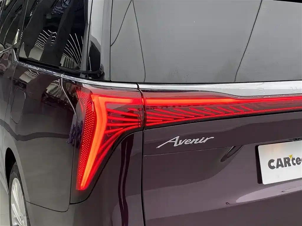 Century 2023 2.0T 7-Seat Luxury Edition — миниатюра 11