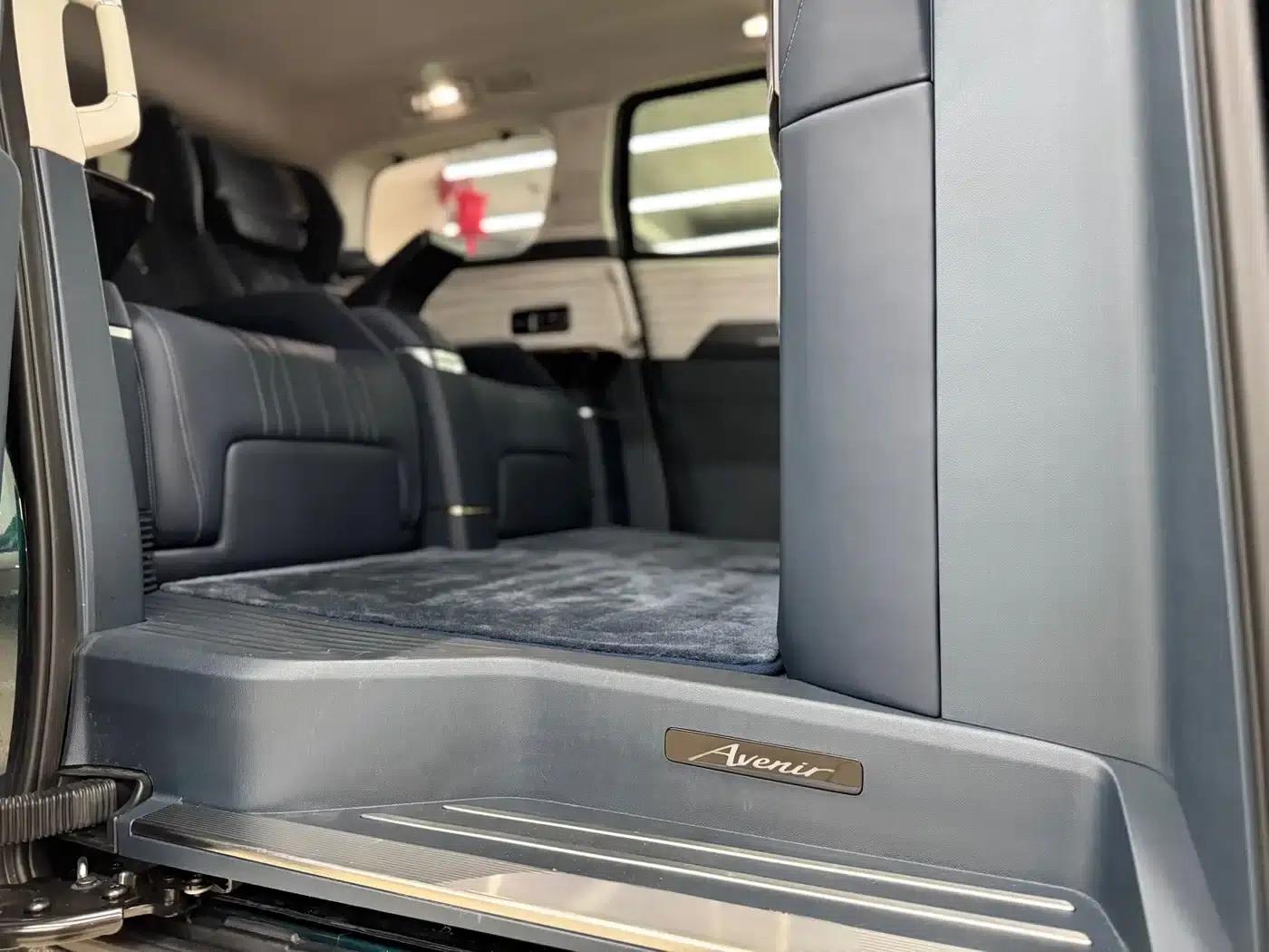 Century 2023 2.0T Four-Seat Private Edition — миниатюра 13