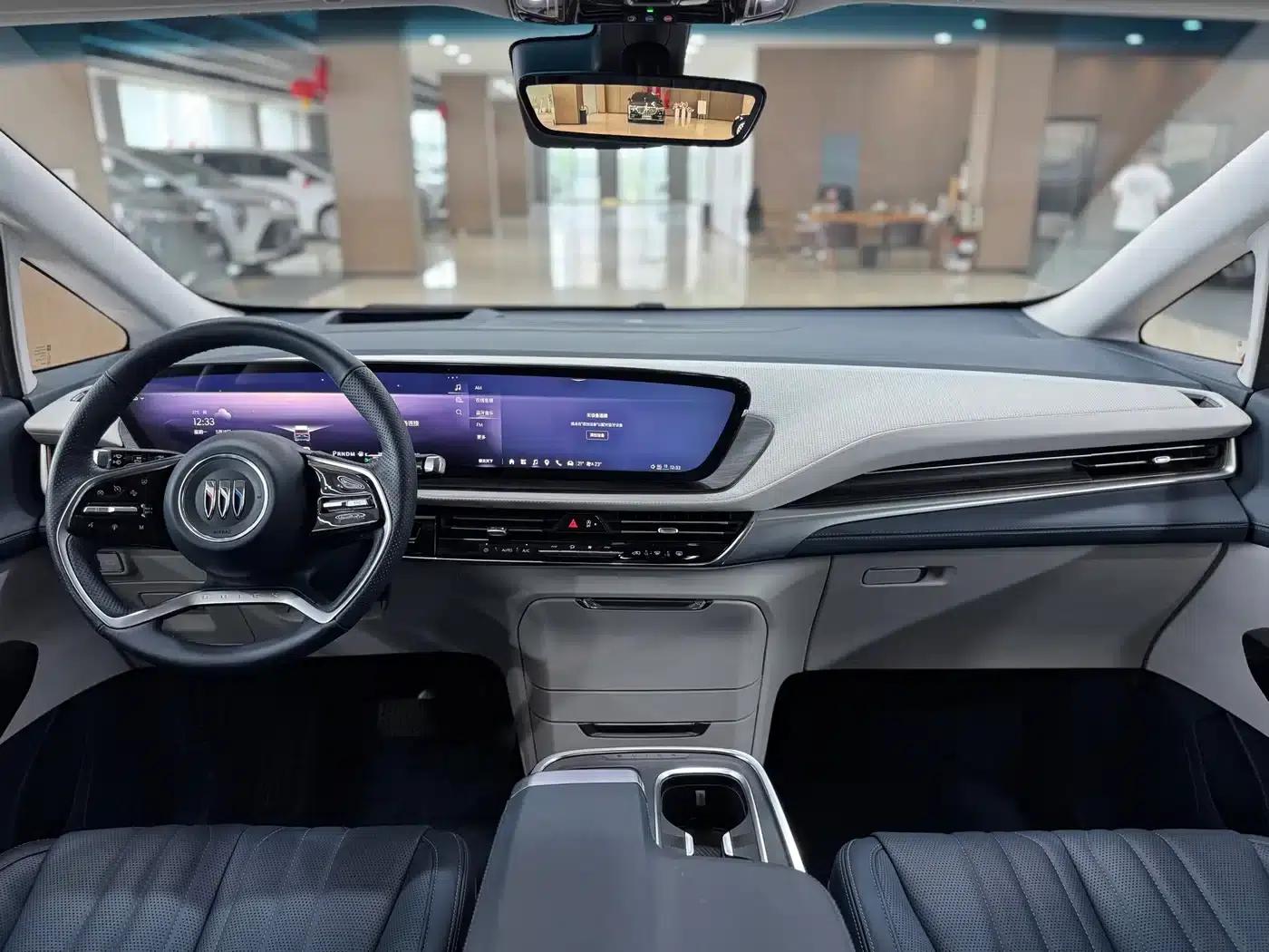 Century 2023 2.0T Four-Seat Private Edition — миниатюра 14