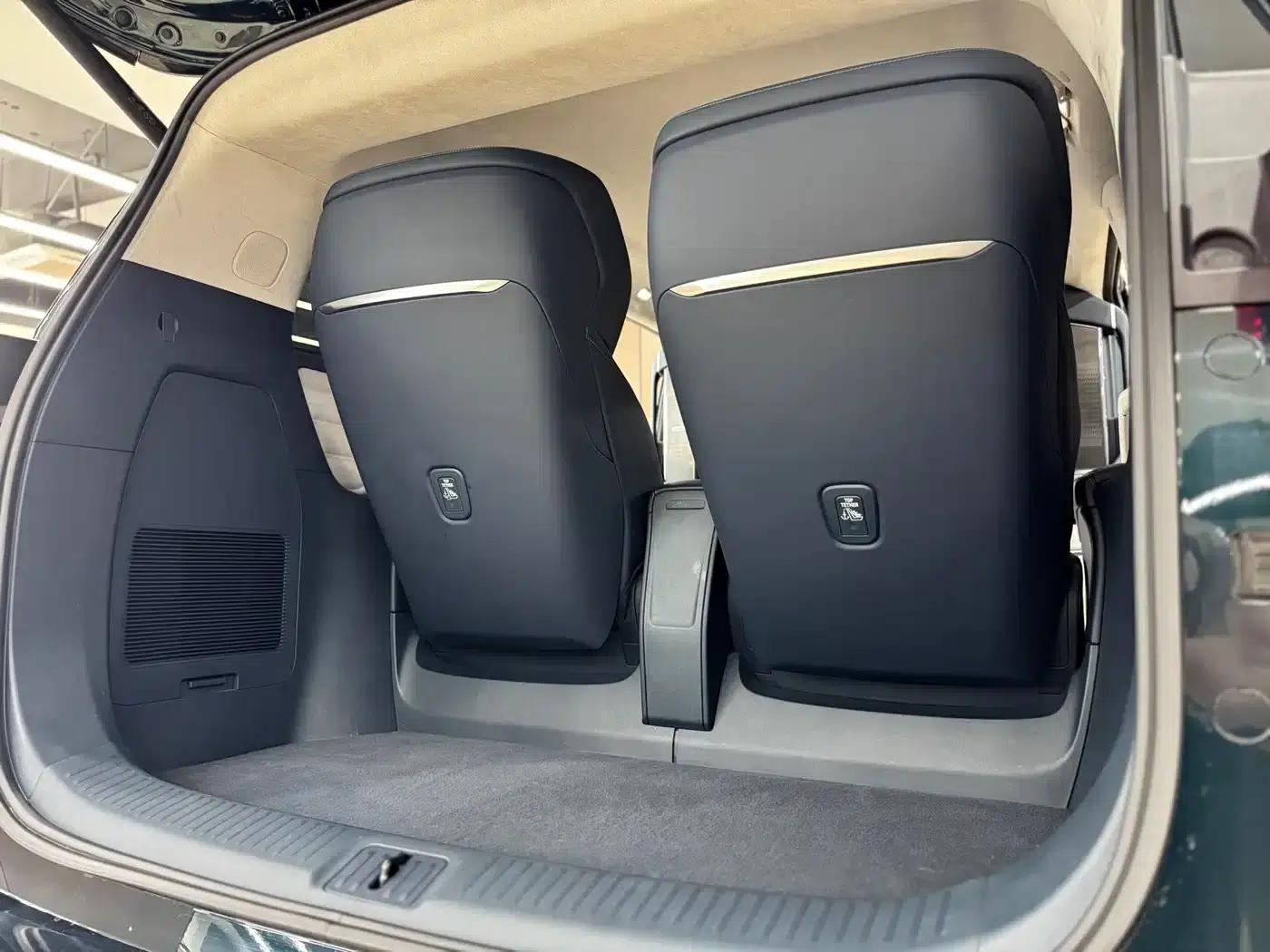 Century 2023 2.0T Four-Seat Private Edition — миниатюра 18