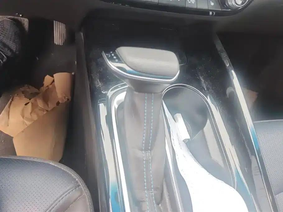 Buick Velite 6 2022 Plug-in Hybrid Connected Smart Edition — миниатюра 16