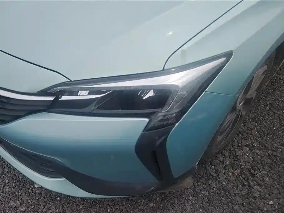 Buick Velite 6 2022 Plug-in Hybrid Connected Smart Edition — миниатюра 5