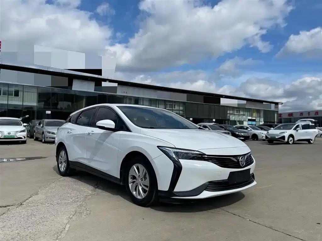 Buick Velite 6 2022 Plug-in Hybrid Connected Sharing Model — миниатюра 2