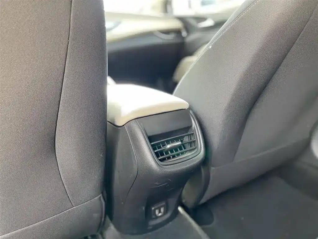 Buick Velite 6 2022 Plug-in Hybrid Connected Sharing Model — миниатюра 16