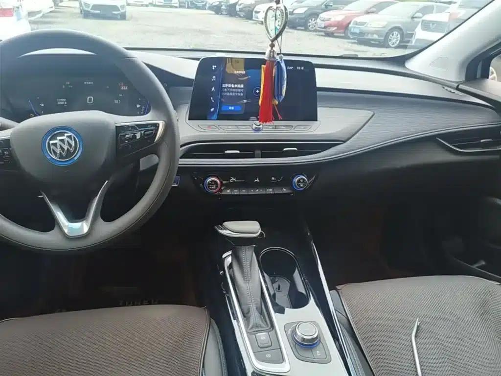 Buick Velite 6 2020 Plug-in Hybrid Connected Smart Edition — миниатюра 13