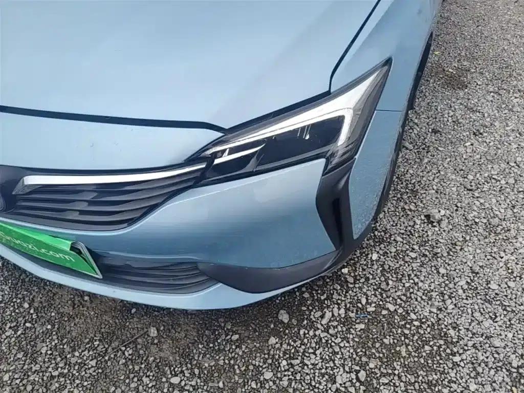Buick Velite 6 2020 Plug-in Hybrid Connected Smart Edition — миниатюра 24