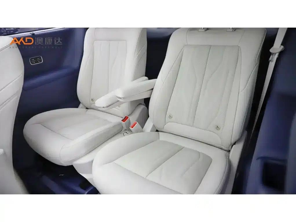 Buick GL8/1.5T/2024/Luxury Edition 6-seater — миниатюра 9
