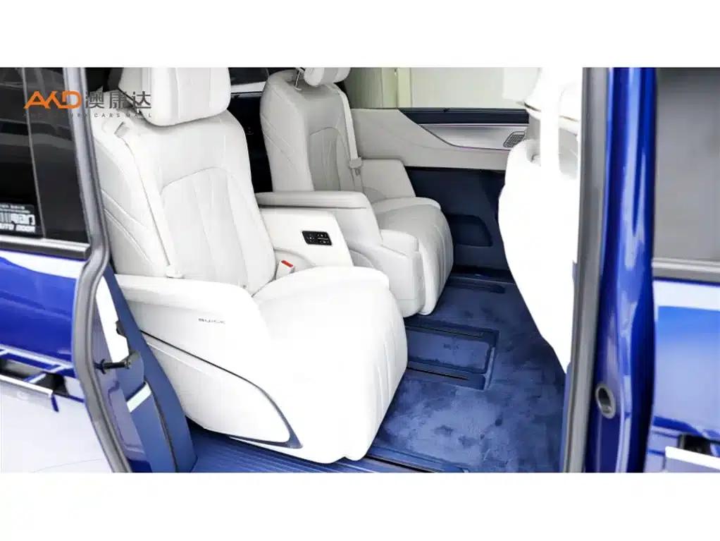 Buick GL8 PHEV 2024 Luxury Edition 6-seater — миниатюра 8