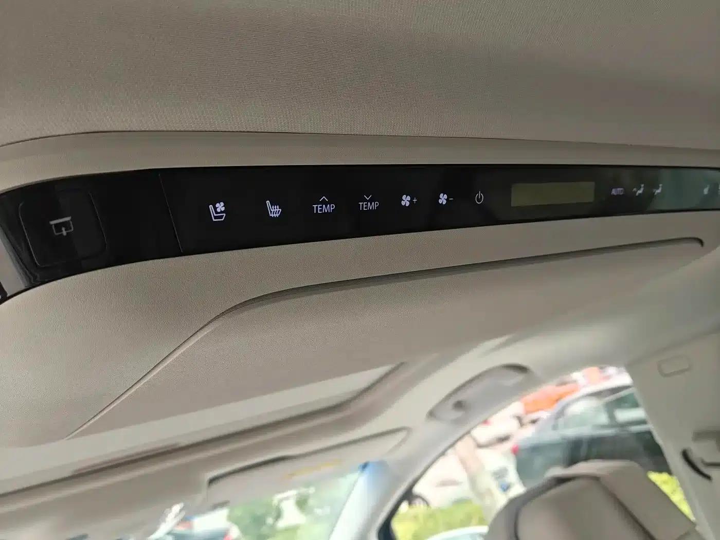Buick GL8 PHEV 2024 Luxury Edition Smart Seat — миниатюра 8