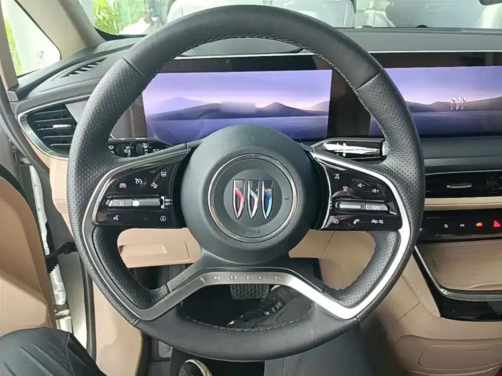 Buick GL8 PHEV 2025 Land Cruiser Premium Edition — миниатюра 11