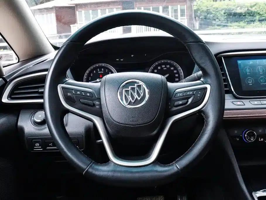Buick GL6 2018 18T 6-seater Premium — миниатюра 10