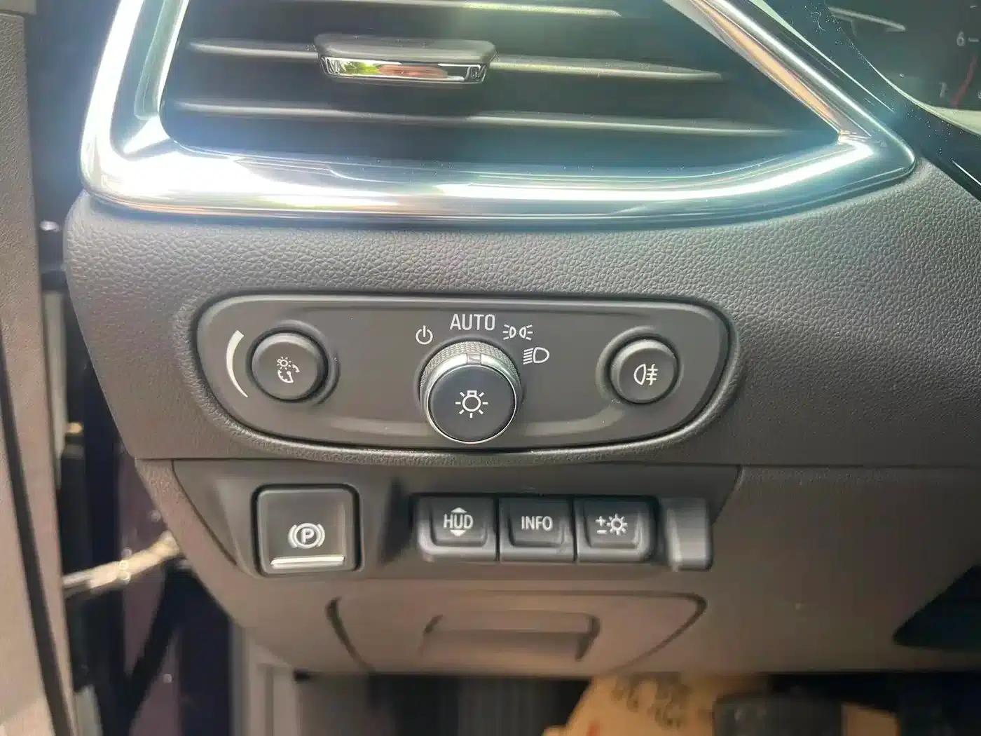 Enclave 2022 652T AWD Premium Flagship 7-Seater — миниатюра 24