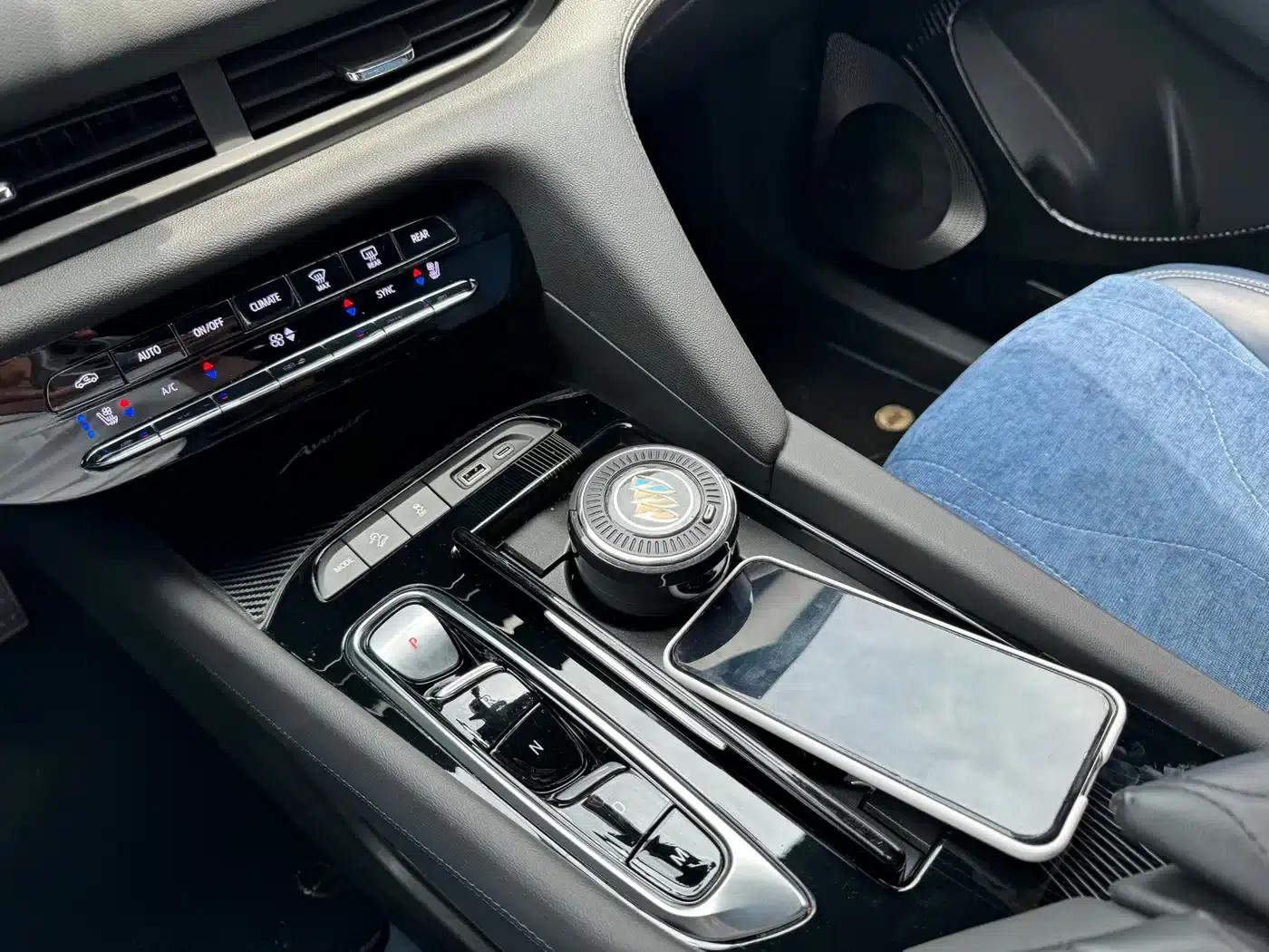 Enclave 2022 652T AWD Premium Flagship 6-seater — миниатюра 7