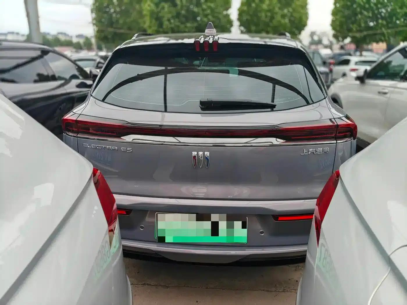 Buick E5 2023 Premium Standard Range Edition — миниатюра 8