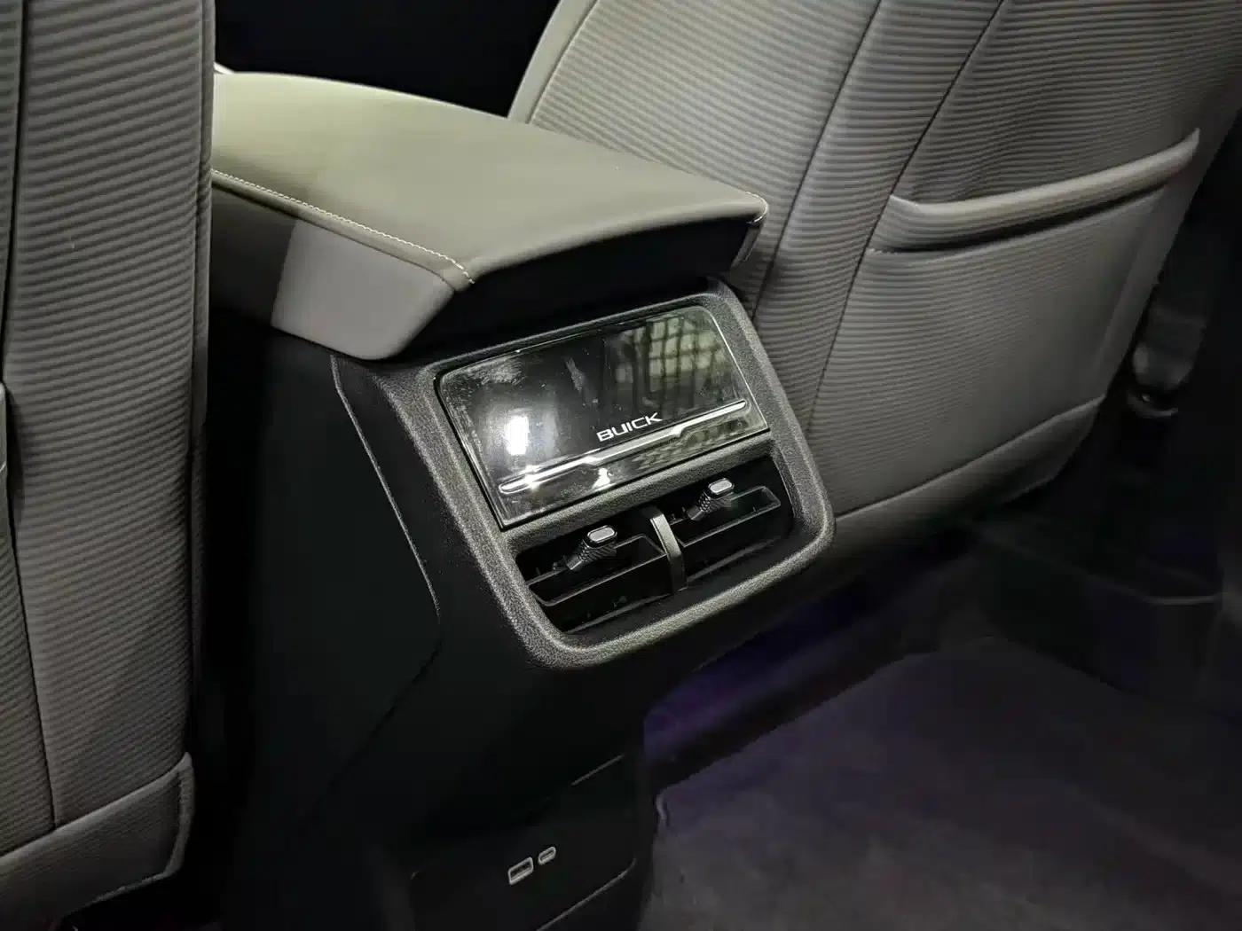 Buick E5 2023 Premium Standard Range Edition — миниатюра 9