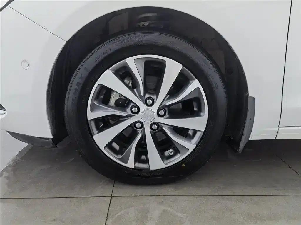 Buick Verano 2019 18T Automatic Connected Flagship Model (China VI Emission Standard) — миниатюра 17