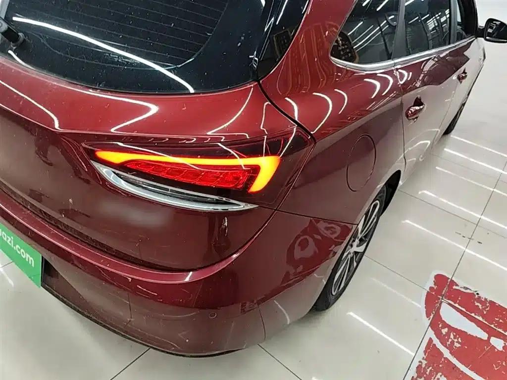 Buick Verano 2018 18T Automatic Elite — миниатюра 7