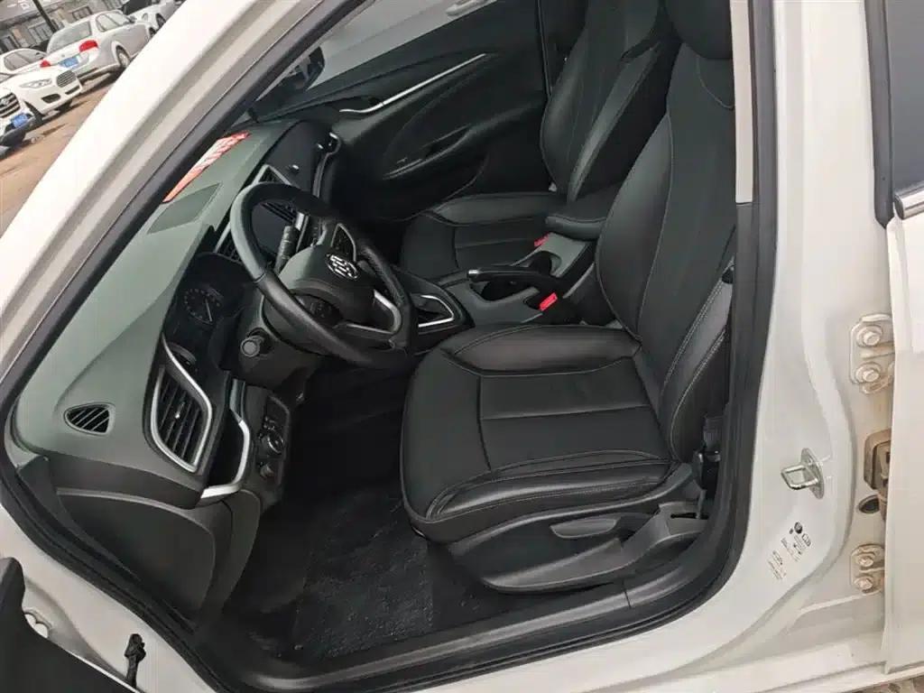 Buick Verano 2019 18T Automatic Connected Elite Model (China VI Emission Standard) — миниатюра 15