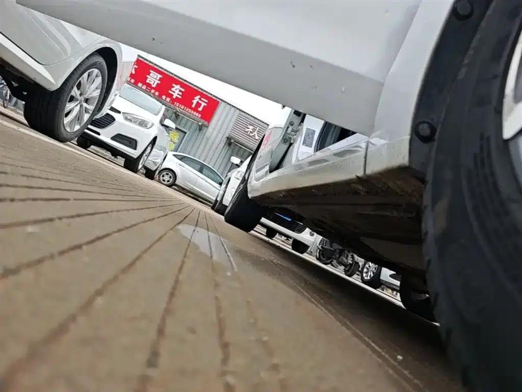 Buick Verano 2019 18T Automatic Connected Elite Model (China VI Emission Standard) — миниатюра 21