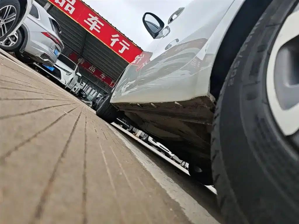Buick Verano 2019 18T Automatic Connected Elite Model (China VI Emission Standard) — миниатюра 22