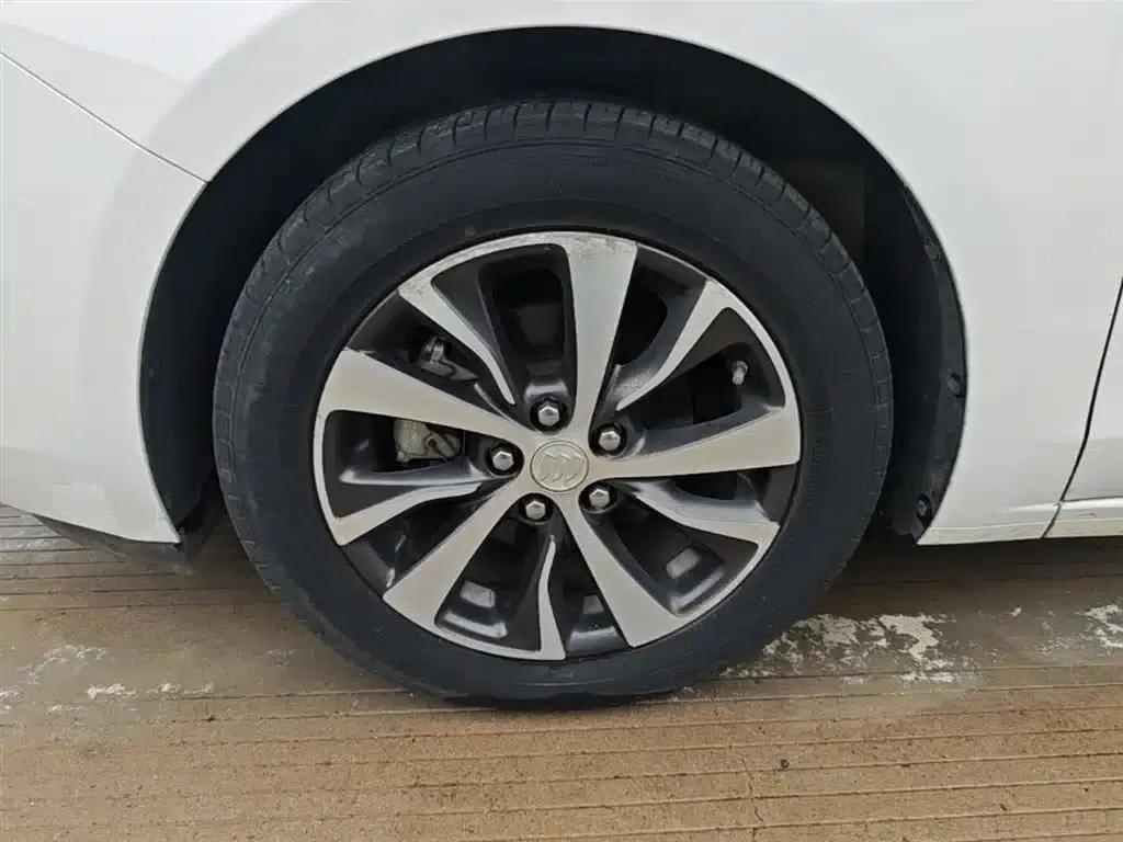 Buick Verano 2019 18T Automatic Connected Elite Model (China VI Emission Standard) — миниатюра 23