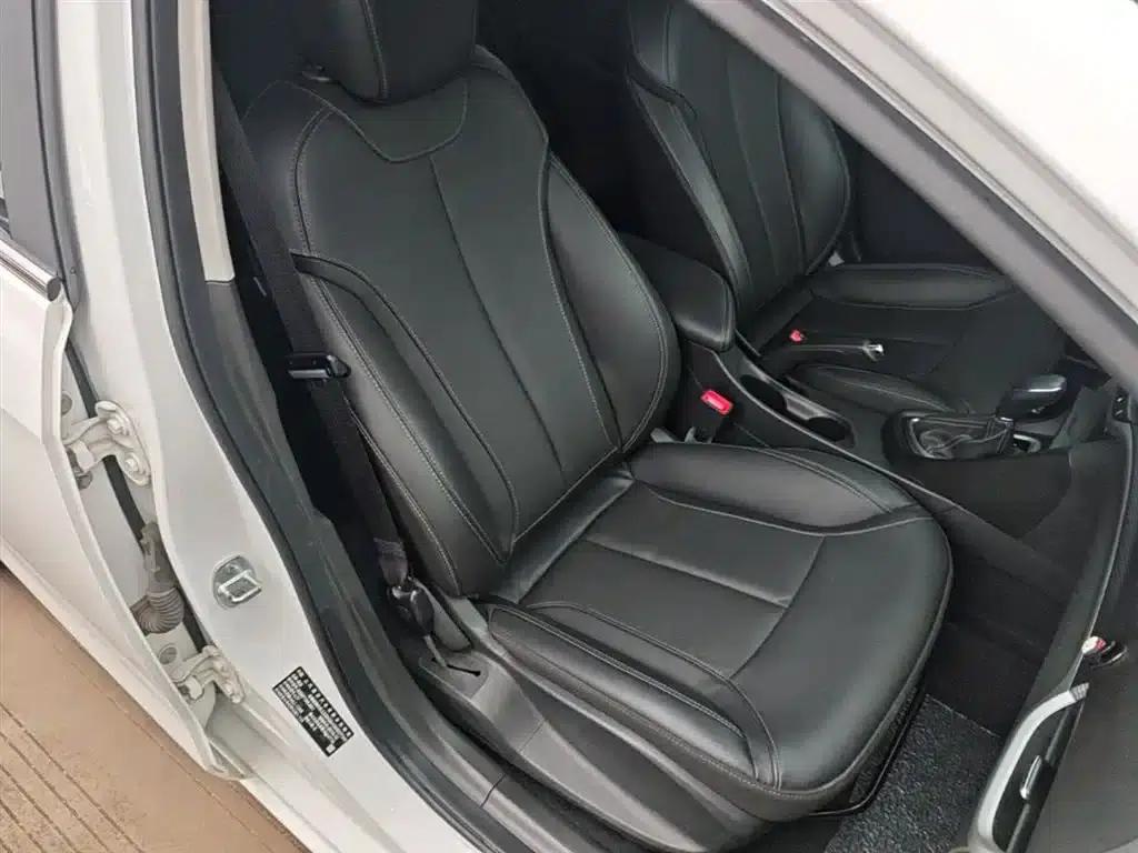 Buick Verano 2019 18T Automatic Connected Elite Model (China VI Emission Standard) — миниатюра 25