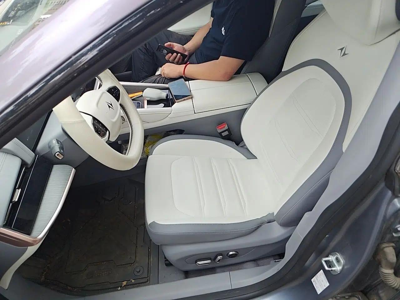Dongfeng eπ eπ007 2024 Pure Electric 540 All-Wheel Drive Max Edition — миниатюра 16