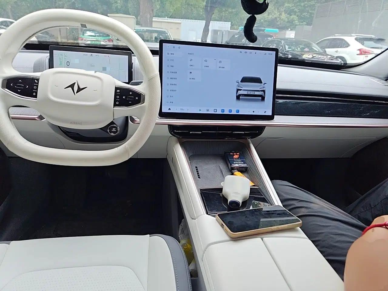 Dongfeng eπ eπ007 2024 Pure Electric 540 All-Wheel Drive Max Edition — миниатюра 10