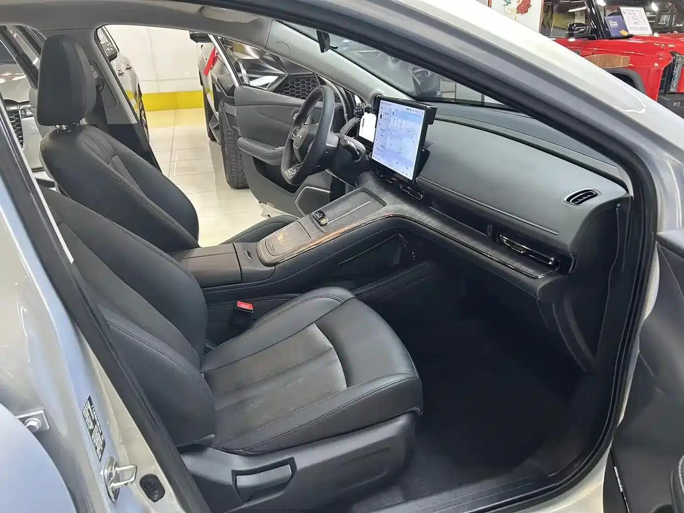 AION S MAX 2024 70 Executive Edition — миниатюра 11