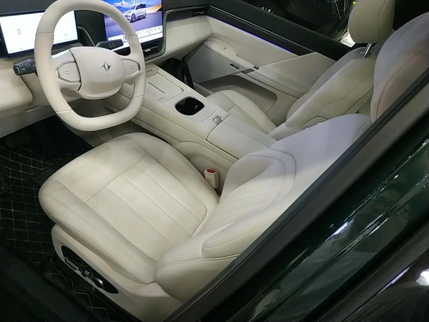 Dongfeng eπ eπ008 2026 Model Six-Seat Range-Extended Family Edition — миниатюра 18