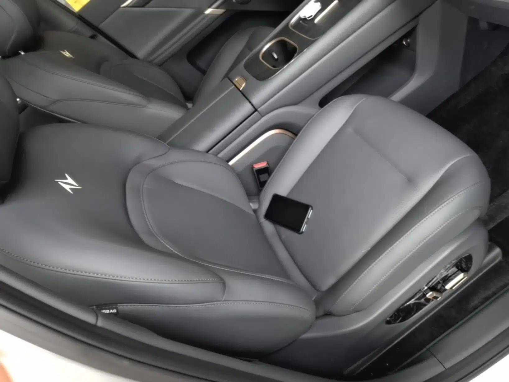 Dongfeng eπ eπ008 2024 210Max Range-Extended Version 6 Seats — миниатюра 23