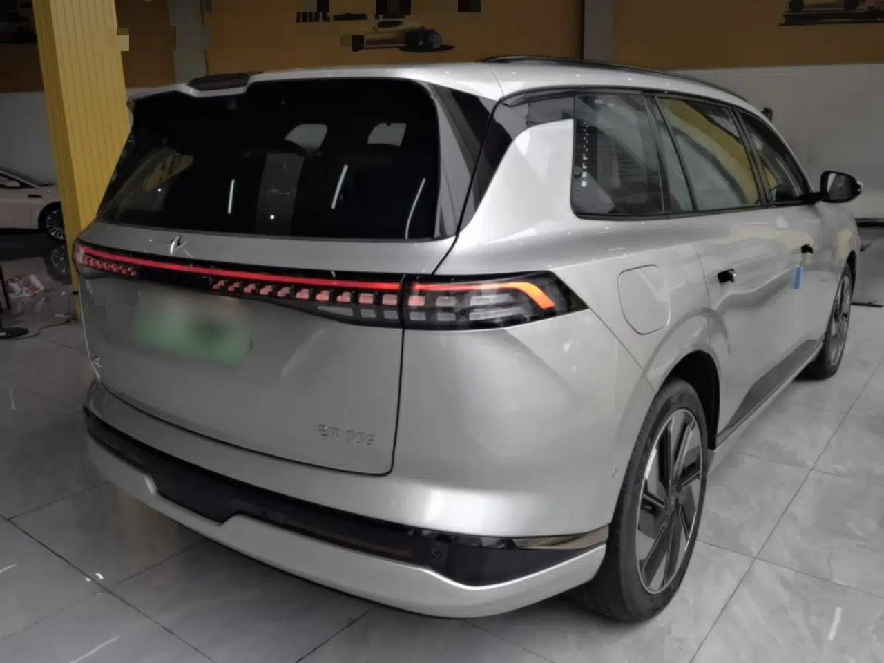 Dongfeng eπ eπ008 2024 210Max Range-Extended Version 6 Seats — миниатюра 6