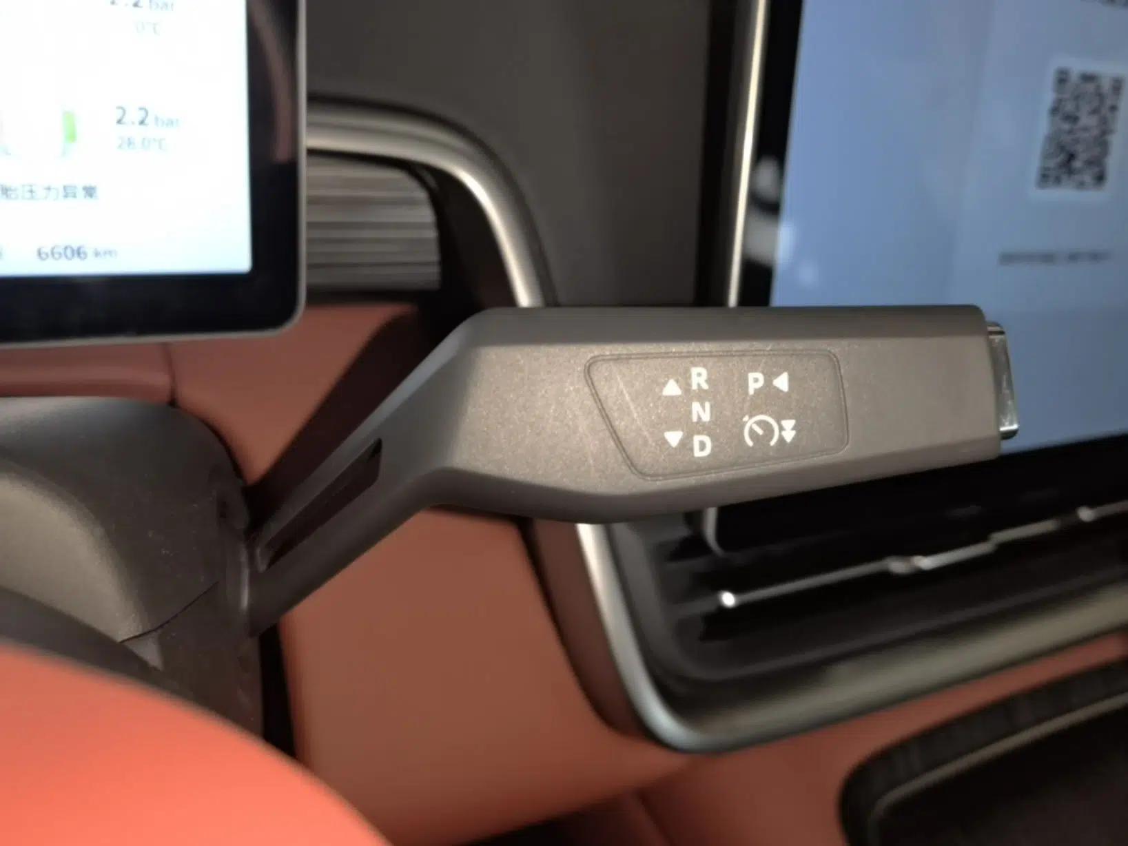 Dongfeng eπ eπ008 2024 636Max All-Electric Version 6 Seats — миниатюра 16