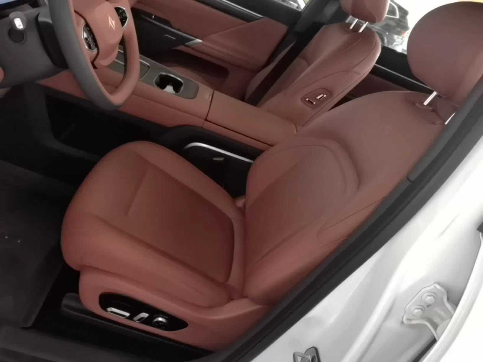 Dongfeng eπ eπ008 2024 636Max All-Electric Version 6 Seats — миниатюра 17