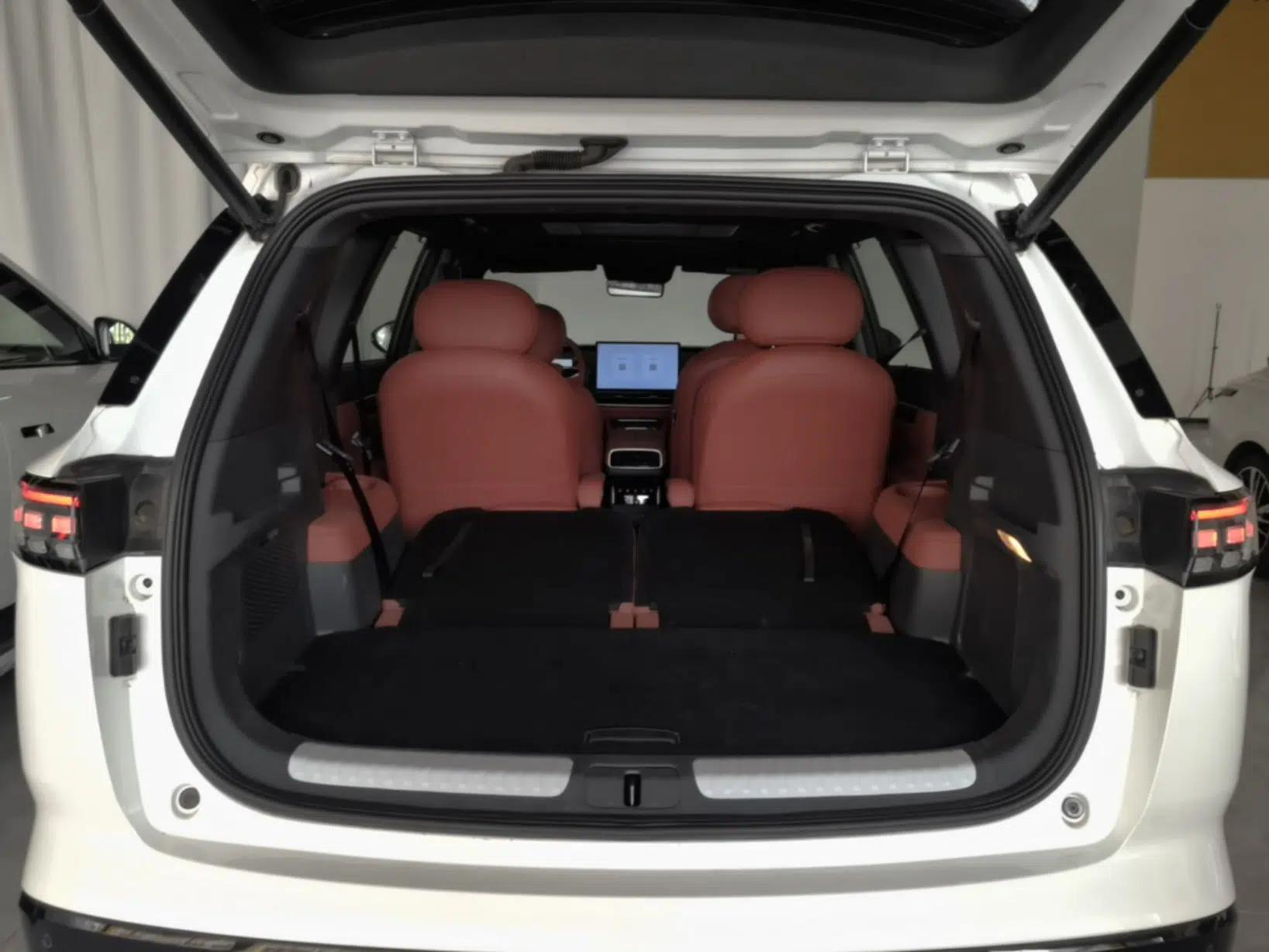 Dongfeng eπ eπ008 2024 636Max All-Electric Version 6 Seats — миниатюра 21