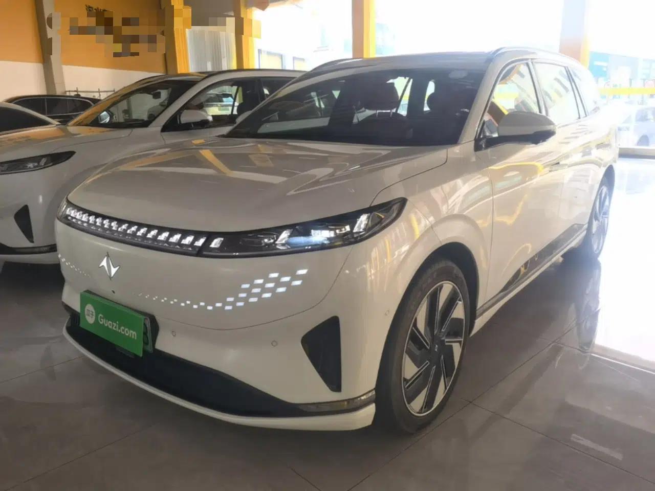 Dongfeng eπ eπ008 2024 636Max All-Electric Version 6 Seats — миниатюра 1