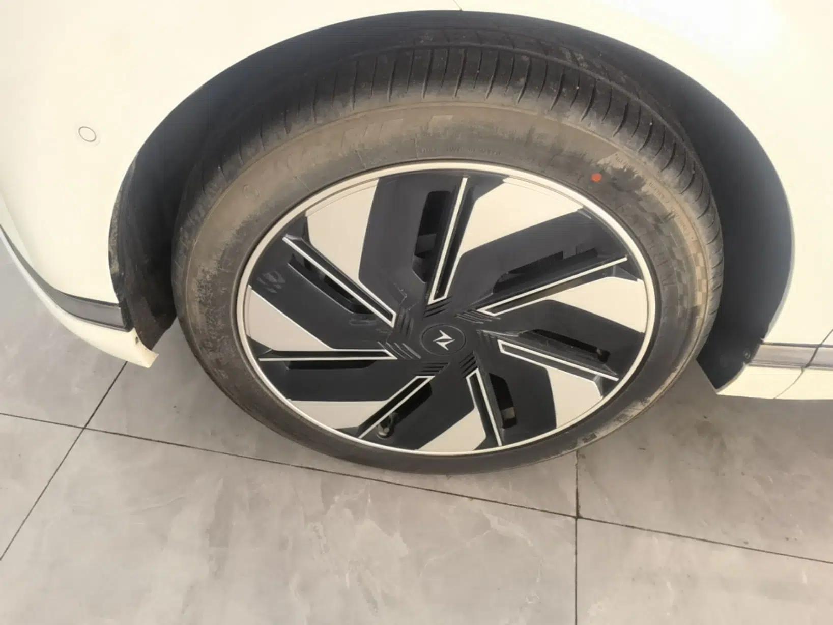 Dongfeng eπ eπ008 2024 636Max All-Electric Version 6 Seats — миниатюра 9