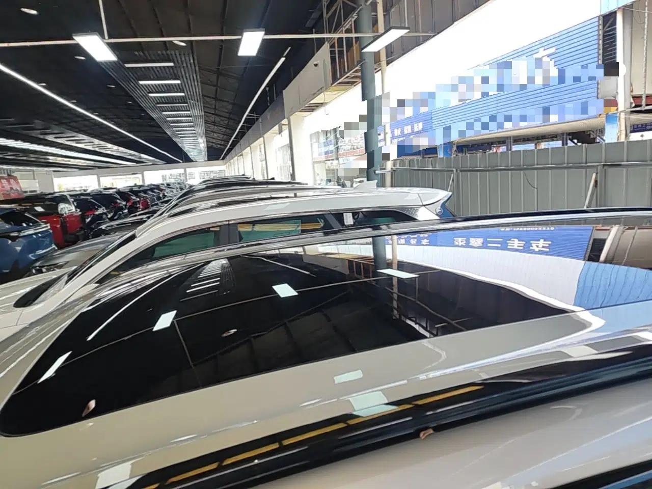 Dongfeng eπ eπ008 2024 210Max Range-Extended Version 6 Seats — миниатюра 11