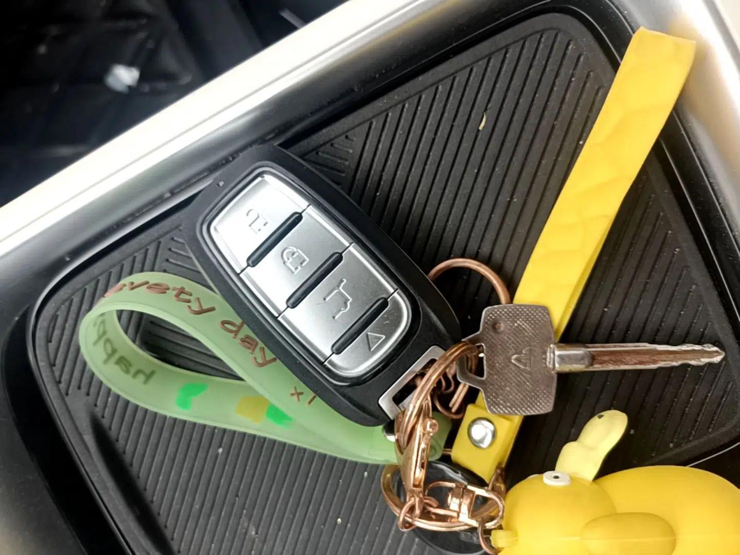 Dongfeng NAMMI 01 2024 New Edition 330 Air — миниатюра 22