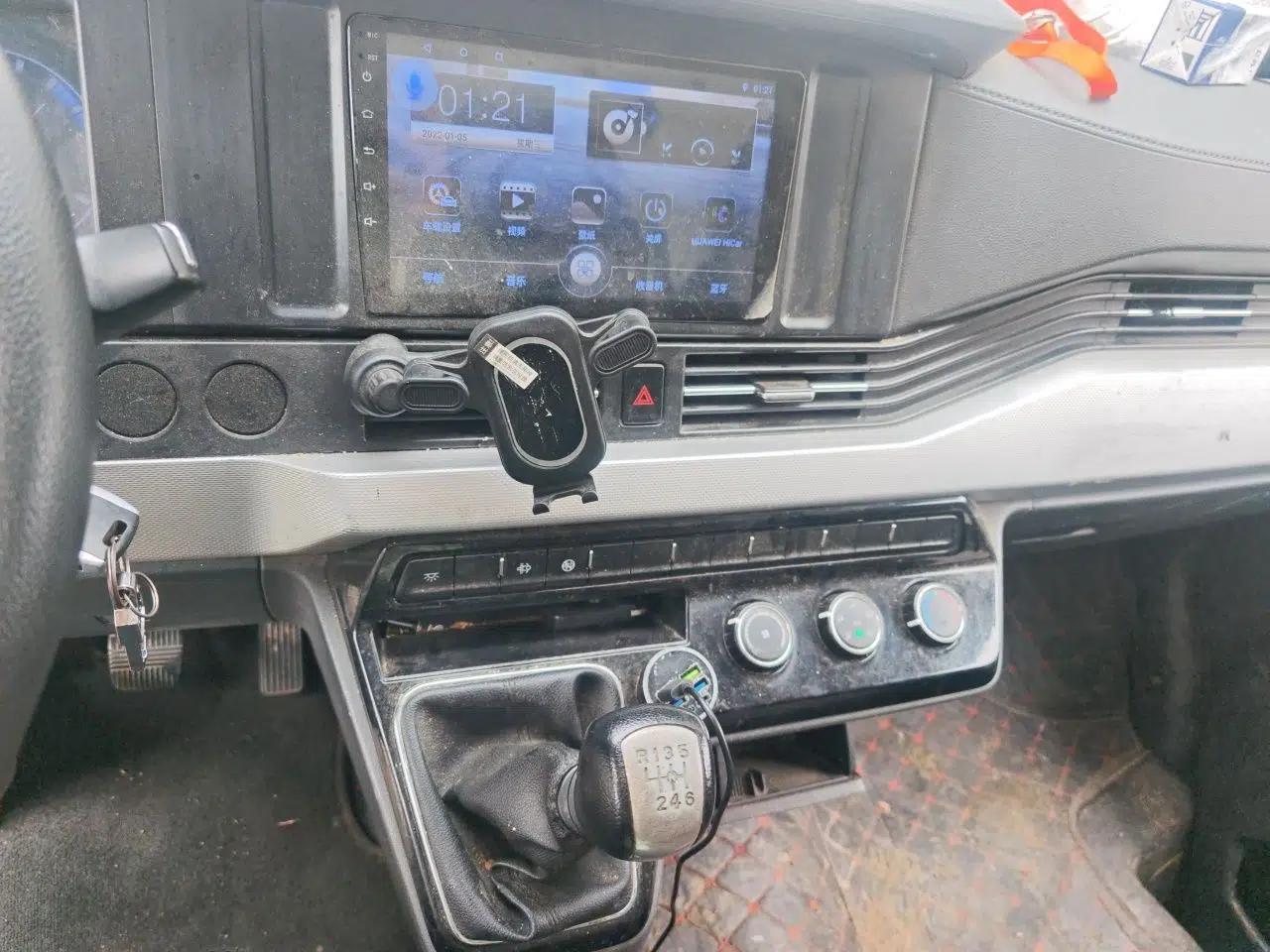Dongfeng Yufeng 2023 V9+ 2.3T Manual Rear-Drive Cargo Van with Dual Rear Tires 3-Seater — миниатюра 14