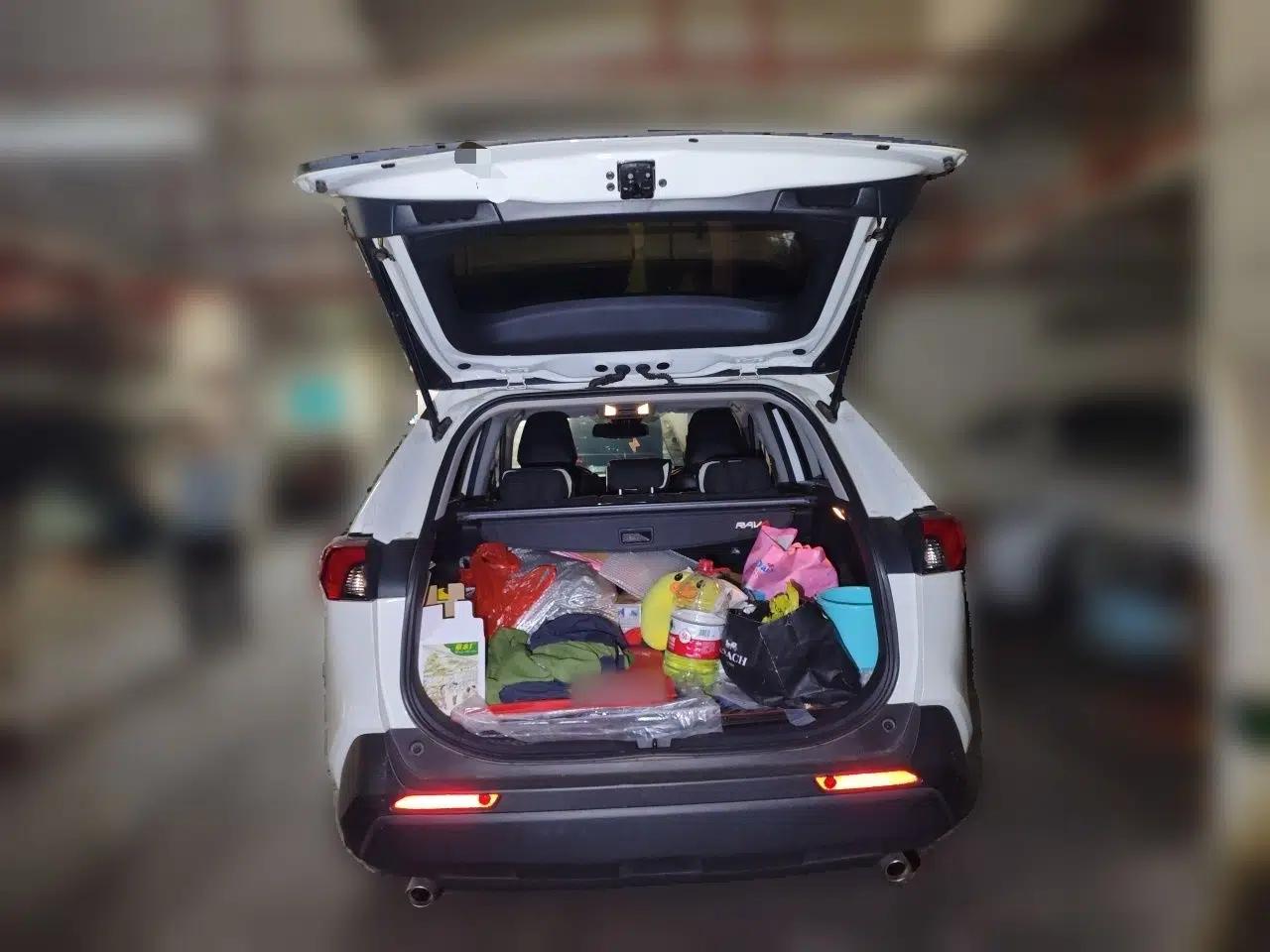 Toyota RAV4 2020 2.0L CVT Two-Wheel Drive Urban Edition — миниатюра 20