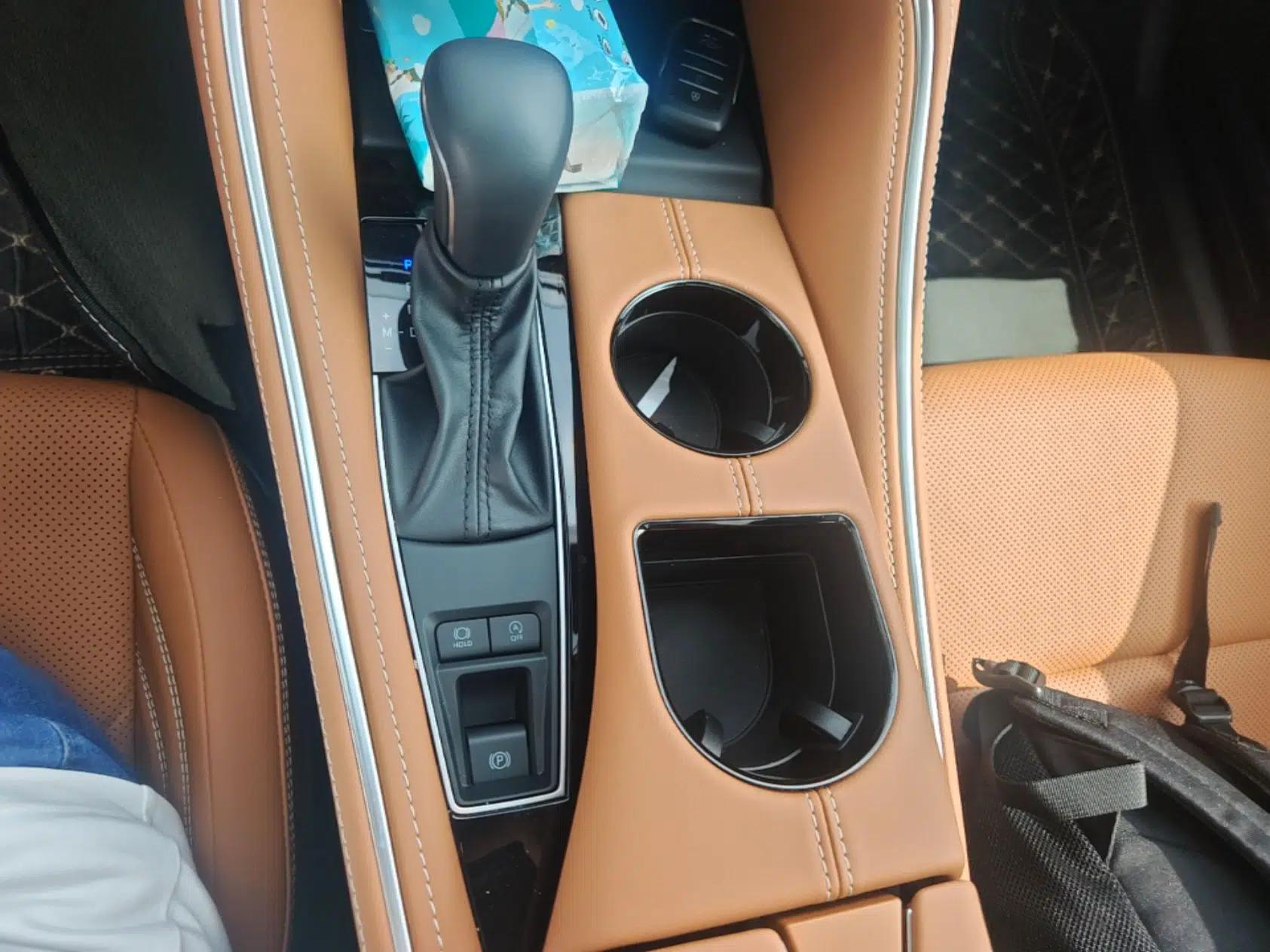 Toyota Avalon 2024 2.0L Luxury Edition — миниатюра 17