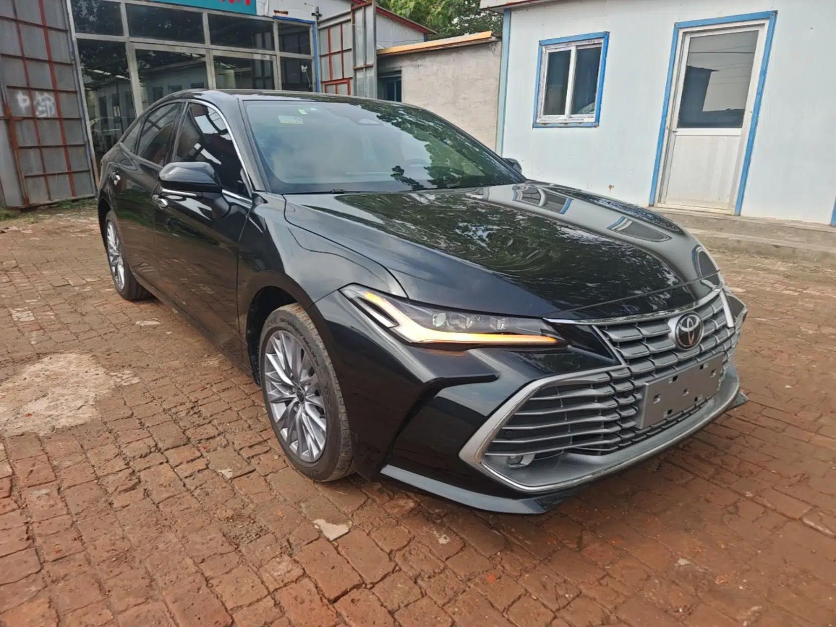 Toyota Avalon 2024 2.0L Luxury Edition — миниатюра 3