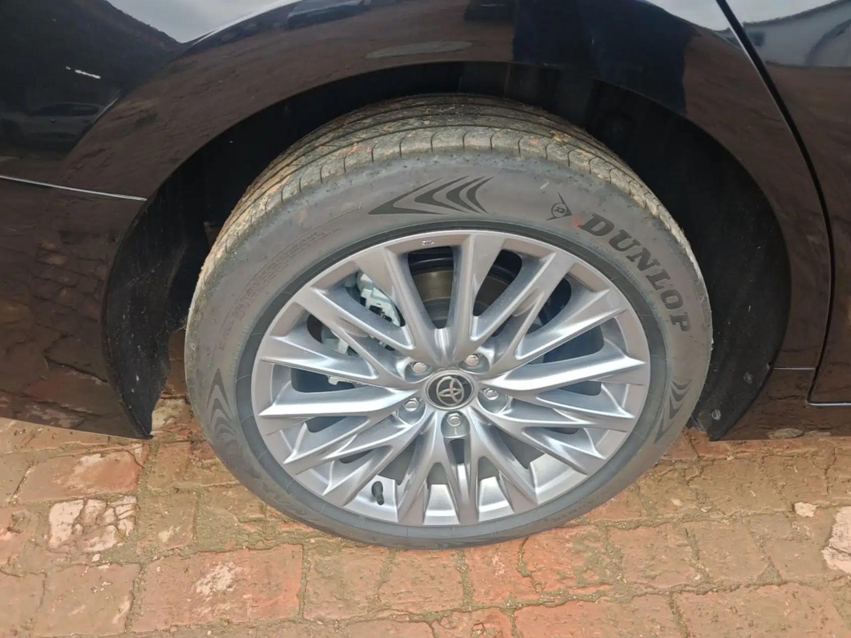 Toyota Avalon 2024 2.0L Luxury Edition — миниатюра 10