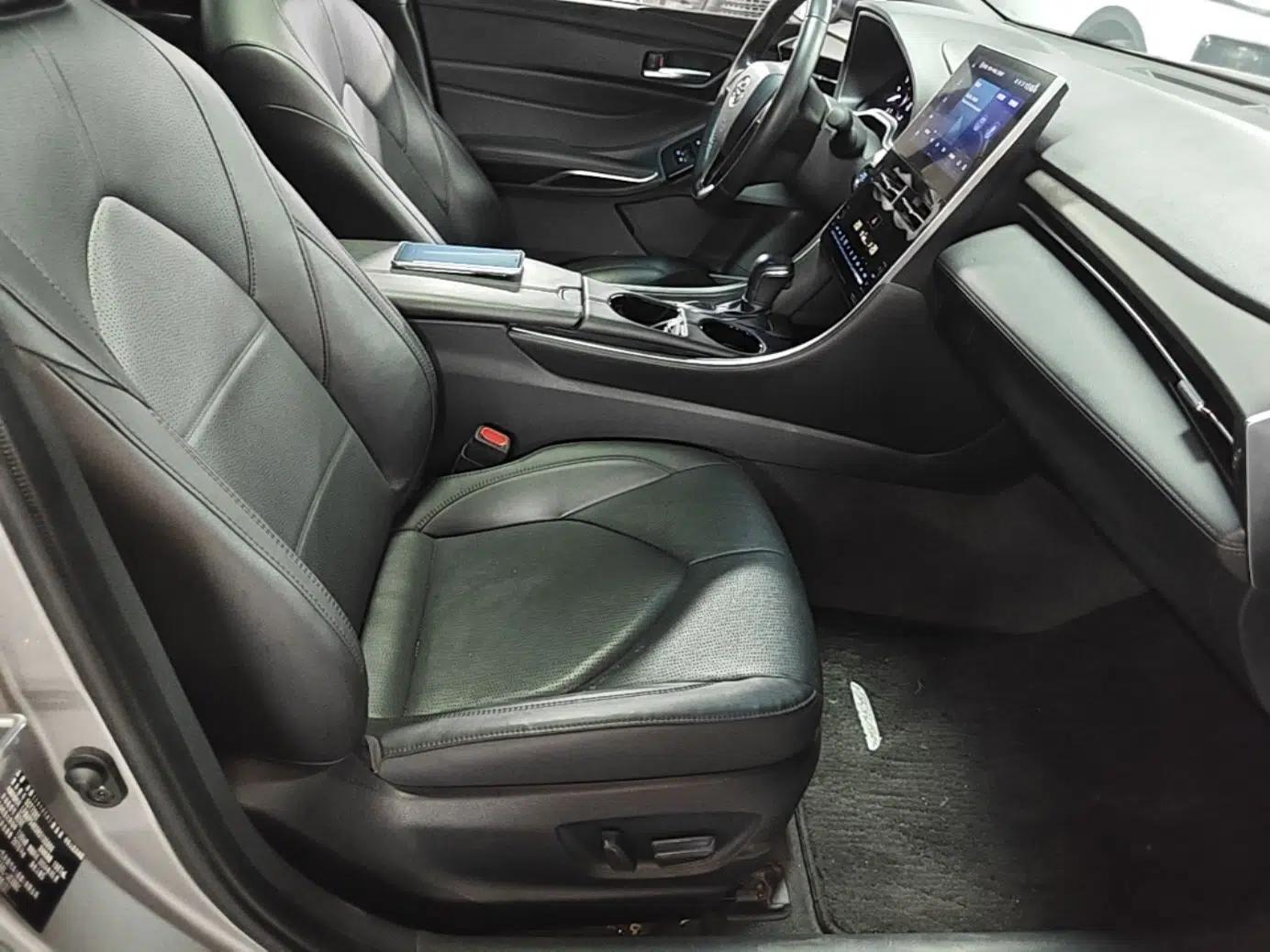 Toyota Avalon 2023 2.0L Luxury Edition — миниатюра 23