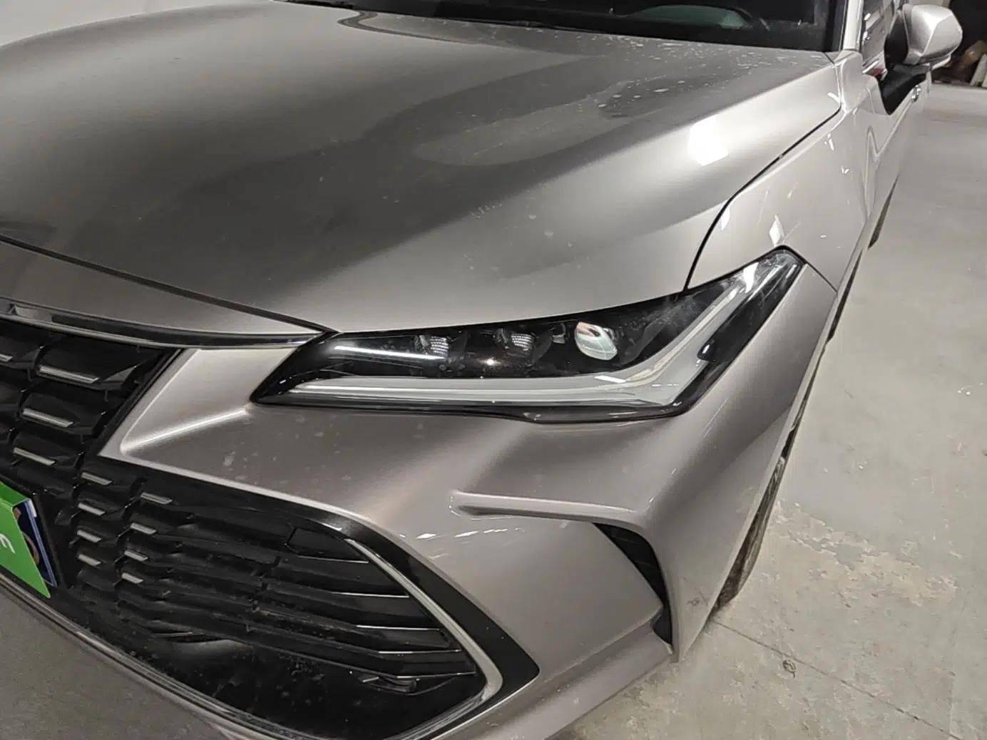 Toyota Avalon 2023 2.0L Luxury Edition — миниатюра 9